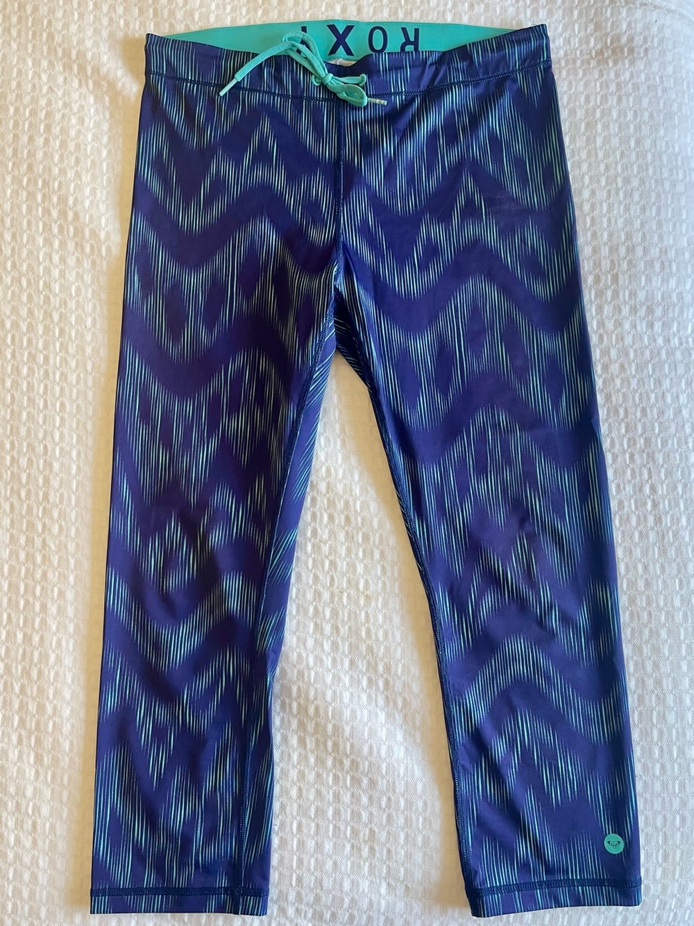 Roxy Wave Print Capri Leggings Medium